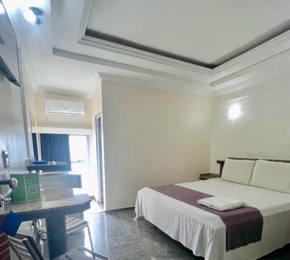 Hotel Buriti Stop (Adults Only) Goiânia Kültér fotó