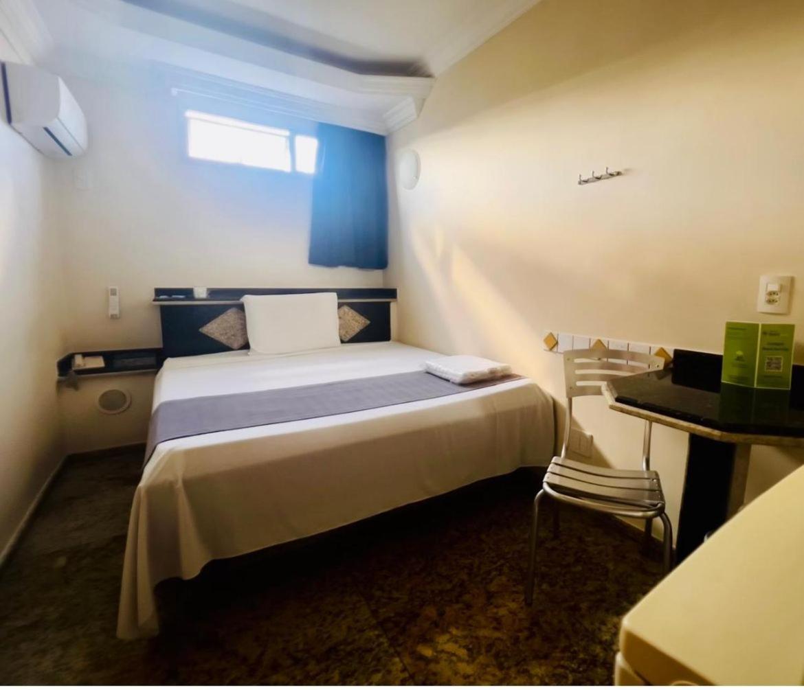 Hotel Buriti Stop (Adults Only) Goiânia Kültér fotó