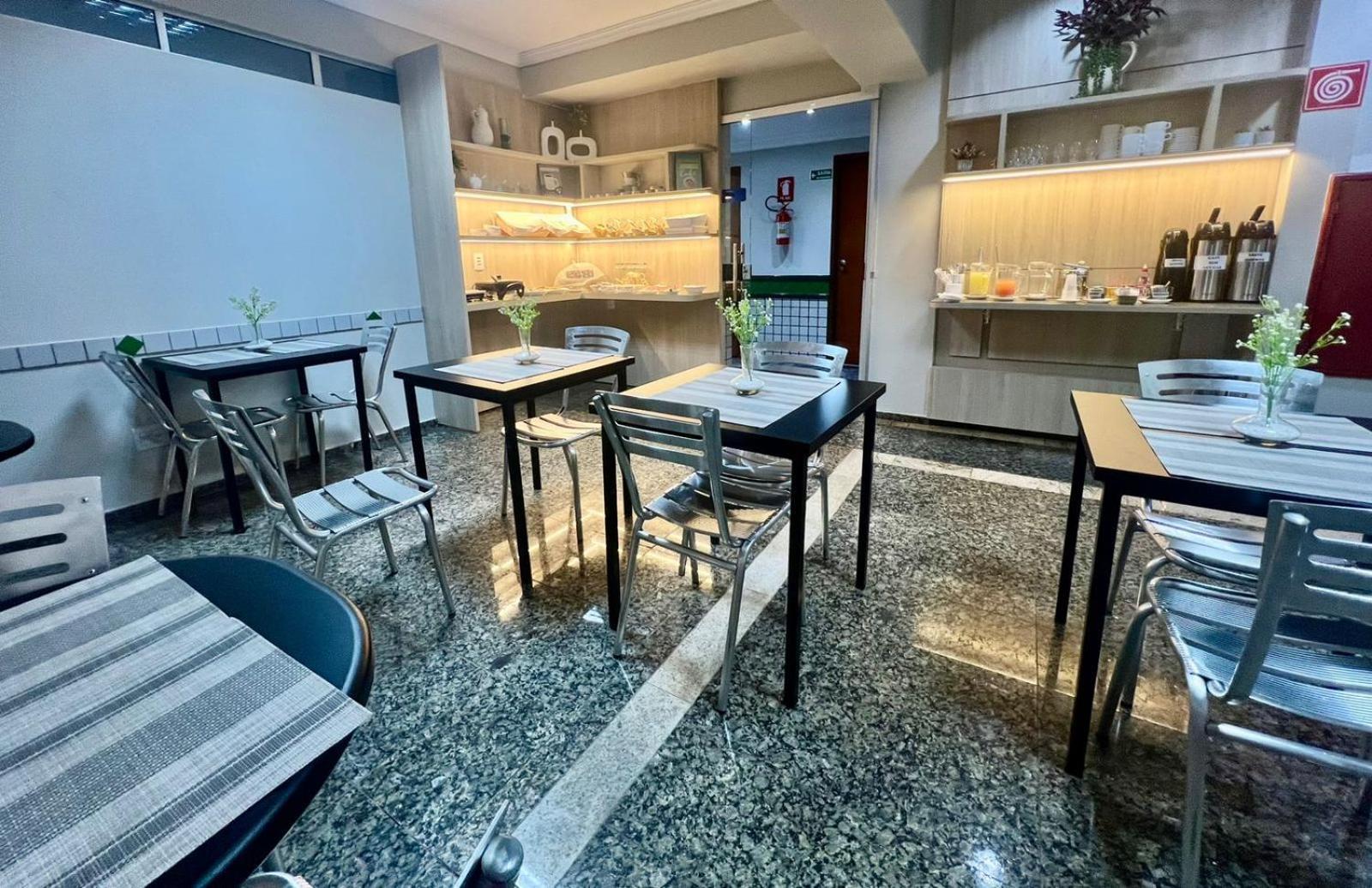 Hotel Buriti Stop (Adults Only) Goiânia Kültér fotó