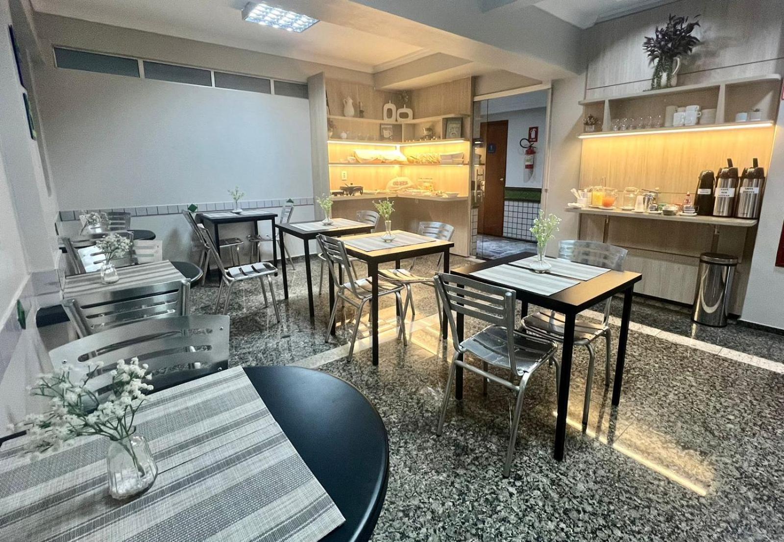 Hotel Buriti Stop (Adults Only) Goiânia Kültér fotó