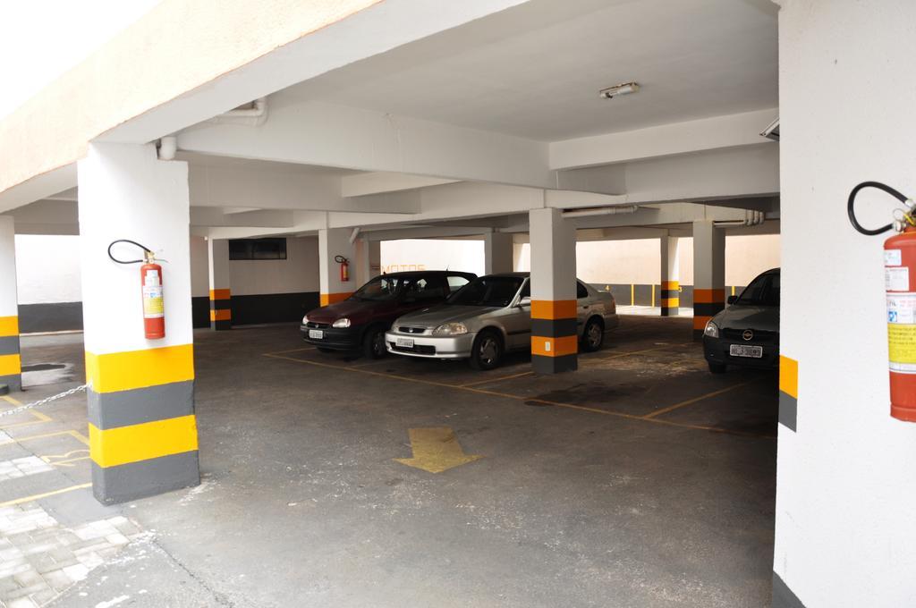 Hotel Buriti Stop (Adults Only) Goiânia Kültér fotó